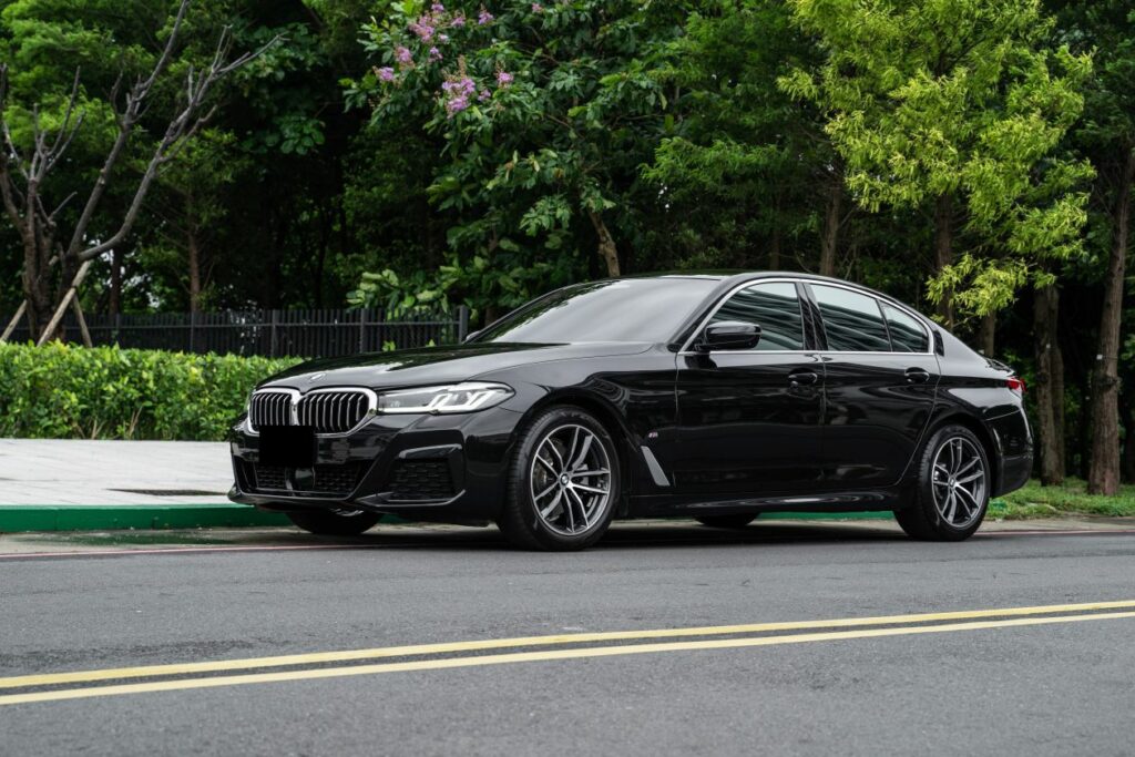 520i#1497 (1) - 總代理 2021 BMW 520i M Sport 小改款 低里程#1497 BMW第三方認證