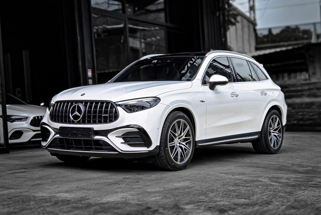 6704 1 - 2024 BENZ GLC43 AMG 4MATIC
